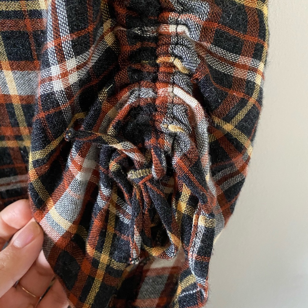 Plaid Cinch-Sleeve Top sz L - Picture 5 of 5